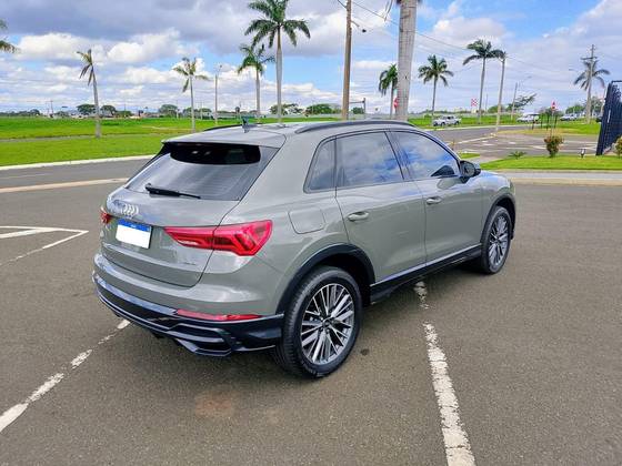 AUDI Q3 2.0 40 TFSI GASOLINA PERFORMANCE BLACK QUATTRO TIPTRONIC